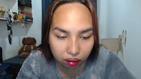 Alessandra online show from December 23, 2025, 11:08 am