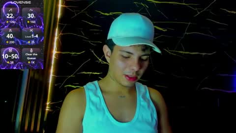 Alessandro online show from June 5, 2026, 4:19 am
