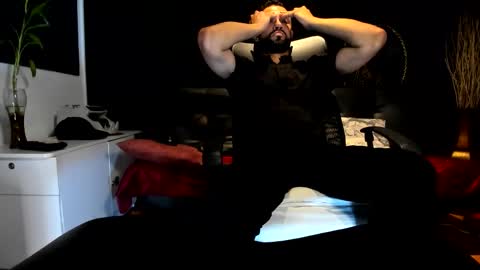 ALESSANDRO  WYE online show from October 27, 2025, 5:11 am