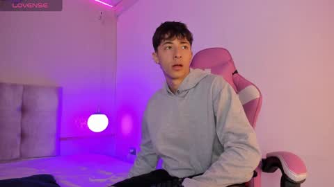 Alessandro Dybala online show from January 10, 2025, 12:15 pm