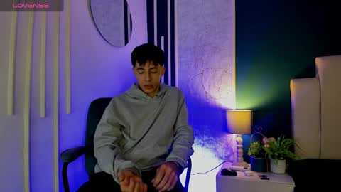 Alessandro Dybala online show from March 1, 2025, 11:50 am