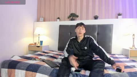 Alessandro Dybala online show from March 10, 2025, 3:41 pm