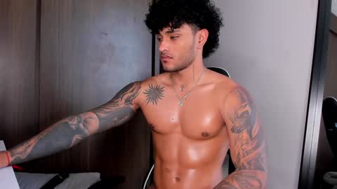 Alessandro Vanni online show from January 14, 2025, 1:49 pm