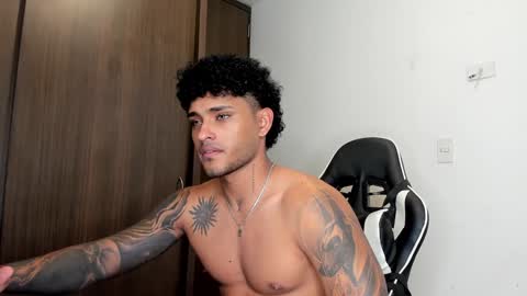 Alessandro Vanni online show from February 2, 2025, 10:49 pm