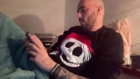 alessandromori91 online show from January 6, 2026, 2:10 pm