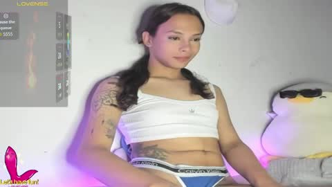 Snapshot of alessia28__ chatting on April 30, 2026, 10:03 pm Alessia online show from April 30, 2026, 10:03 pm