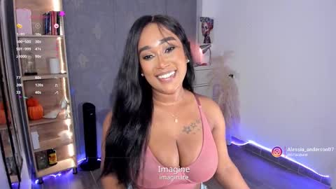 Snapshot of alessia_anderson07 chatting on October 25, 2025, 11:10 pm Yy  online show from October 25, 2025, 11:10 pm