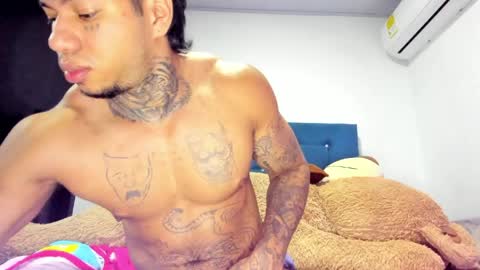 alessia_hot1 online show from April 3, 2026, 11:19 am