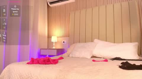 Alejandra  online show from February 1, 2026, 1:09 pm