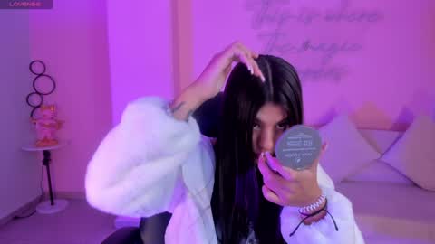 Alessia  online show from December 27, 2024, 7:03 pm