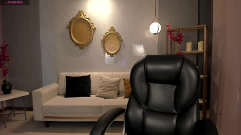 Alessia  online show from September 23, 2025, 7:17 pm