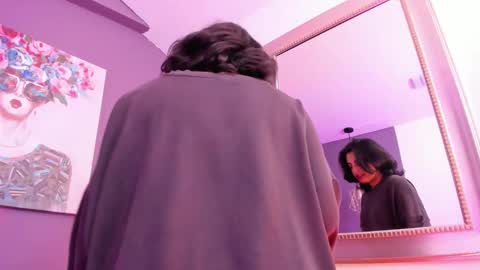 Snapshot of alessiia__ chatting on November 18, 2025, 4:06 am alessiia__ online show from November 18, 2025, 4:06 am