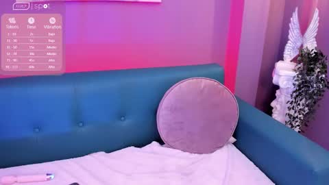 Snapshot of alessiia__ chatting on February 3, 2026, 6:40 am alessiia__ online show from February 3, 2026, 6:40 am