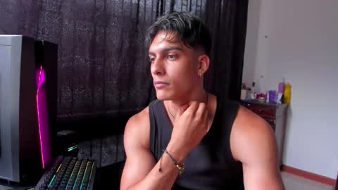 alessio Vale online show from March 24, 2026, 8:58 pm