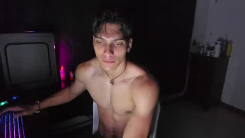Snapshot of alessio_vale chatting on April 6, 2026, 10:27 am alessio Vale online show from April 6, 2026, 10:27 am