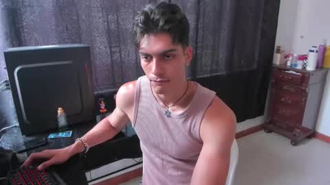 Snapshot of alessio_vale chatting on April 7, 2026, 5:35 pm alessio Vale online show from April 7, 2026, 5:35 pm