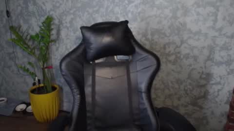 Alex online show from April 11, 2026, 8:02 pm