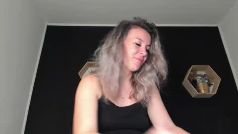 Snapshot of alesys69 chatting on October 1, 2025, 9:32 pm alesys69 online show from October 1, 2025, 9:32 pm