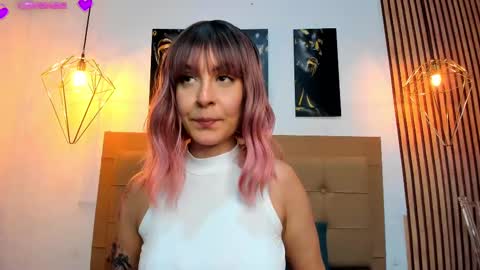 Aleszia online show from September 17, 2025, 8:10 pm