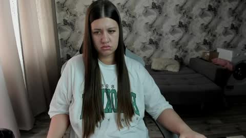 Aletta Oushen online show from March 31, 2026, 11:21 am