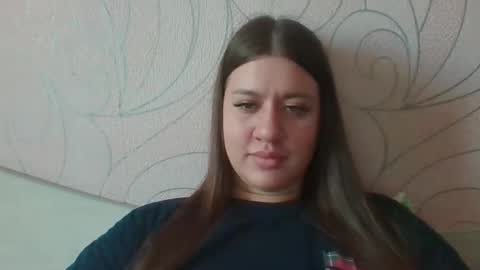 Snapshot of aletta_oushen chatting on June 10, 2026, 7:40 am Aletta Oushen online show from June 10, 2026, 7:40 am