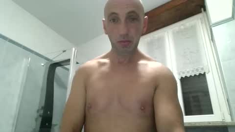 alex120475 online show from January 14, 2026, 9:31 pm