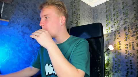 your Alex online show from October 3, 2025, 9:17 am