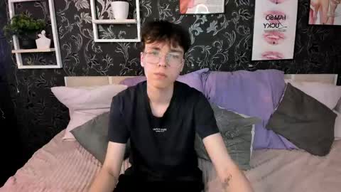 Snapshot of alex_bigls chatting on May 22, 2026, 2:12 pm alex_bigls online show from May 22, 2026, 2:12 pm