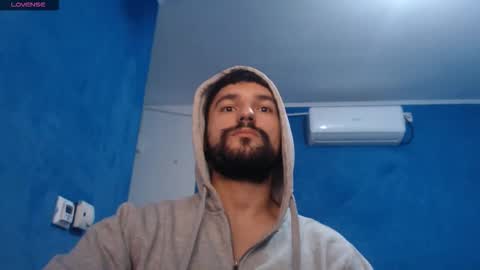 Snapshot of alex_blu chatting on October 4, 2025, 9:51 am Alex online show from October 4, 2025, 9:51 am