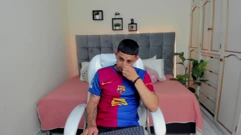 alex online show from January 13, 2025, 12:13 pm