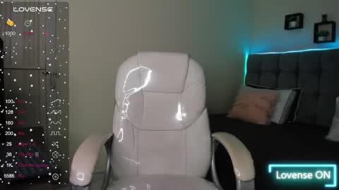 alex online show from February 4, 2025, 12:11 pm