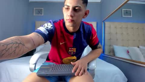 alex online show from September 16, 2025, 1:45 pm