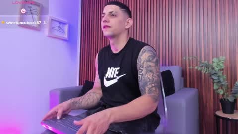 alex online show from April 12, 2026, 12:21 pm