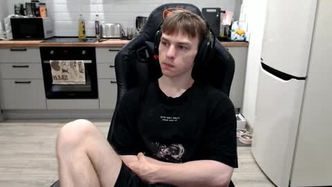 Alex online show from September 14, 2025, 1:21 pm