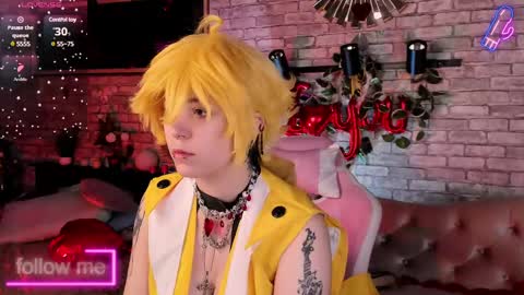 alex_howell online show from February 11, 2025, 8:52 pm