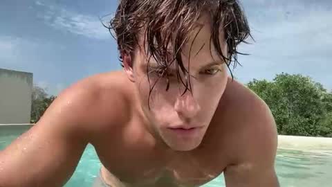 Alex Stone online show from June 4, 2026, 8:37 pm