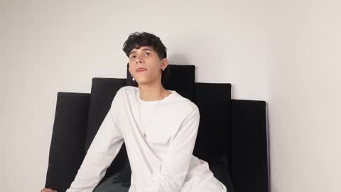 Snapshot of alex_mark_ chatting on September 10, 2025, 7:14 pm alex_mark_ online show from September 10, 2025, 7:14 pm
