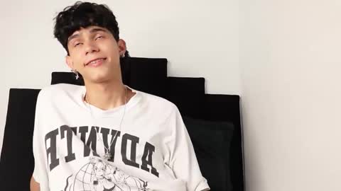 Snapshot of alex_mark_ chatting on September 15, 2025, 7:25 pm alex_mark_ online show from September 15, 2025, 7:25 pm