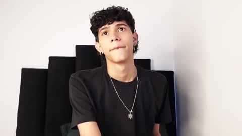Snapshot of alex_mark_ chatting on September 18, 2025, 3:25 pm alex_mark_ online show from September 18, 2025, 3:25 pm