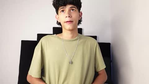 Snapshot of alex_mark_ chatting on September 19, 2025, 1:45 pm alex_mark_ online show from September 19, 2025, 1:45 pm