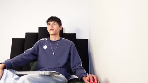 Snapshot of alex_mark_ chatting on October 20, 2025, 1:44 pm alex_mark_ online show from October 20, 2025, 1:44 pm