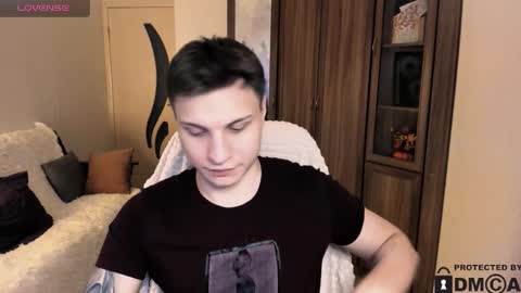 alex_milson online show from November 13, 2025, 7:02 pm