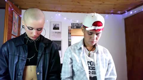 Alex online show from February 1, 2025, 6:51 pm