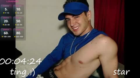 Snapshot of alex_smith0 chatting on February 2, 2025, 11:21 pm online show from February 2, 2025, 11:21 pm