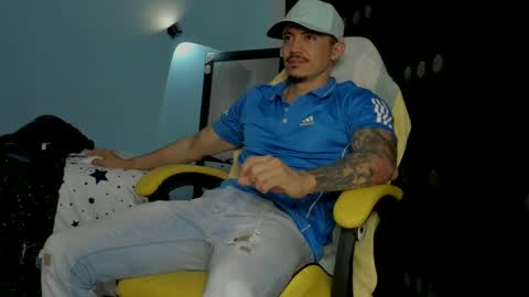 alex_sthorm online show from September 20, 2025, 2:34 am