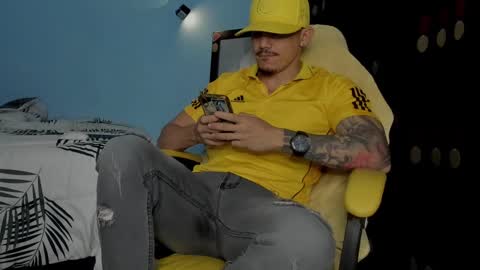 alex_sthorm online show from October 11, 2025, 4:12 am