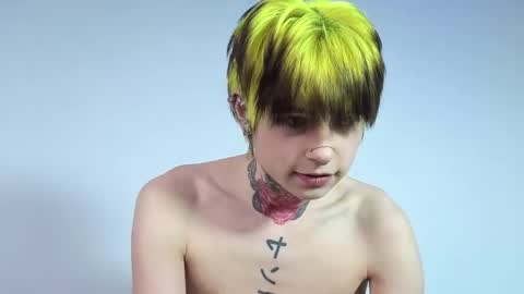 Snapshot of alex_valllley chatting on May 16, 2026, 12:29 am Alex Valley online show from May 16, 2026, 12:29 am