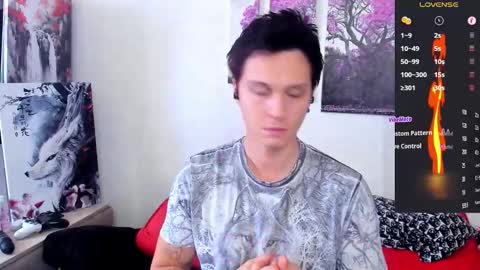 Alex WandHot online show from September 25, 2025, 4:16 am