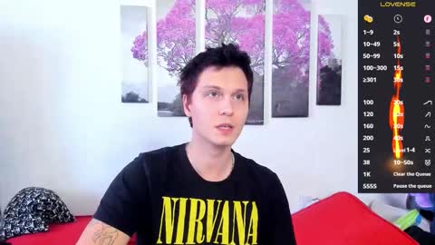 Alex WandHot online show from September 26, 2025, 4:16 am