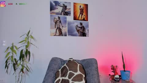 x   online show from April 18, 2026, 7:58 pm